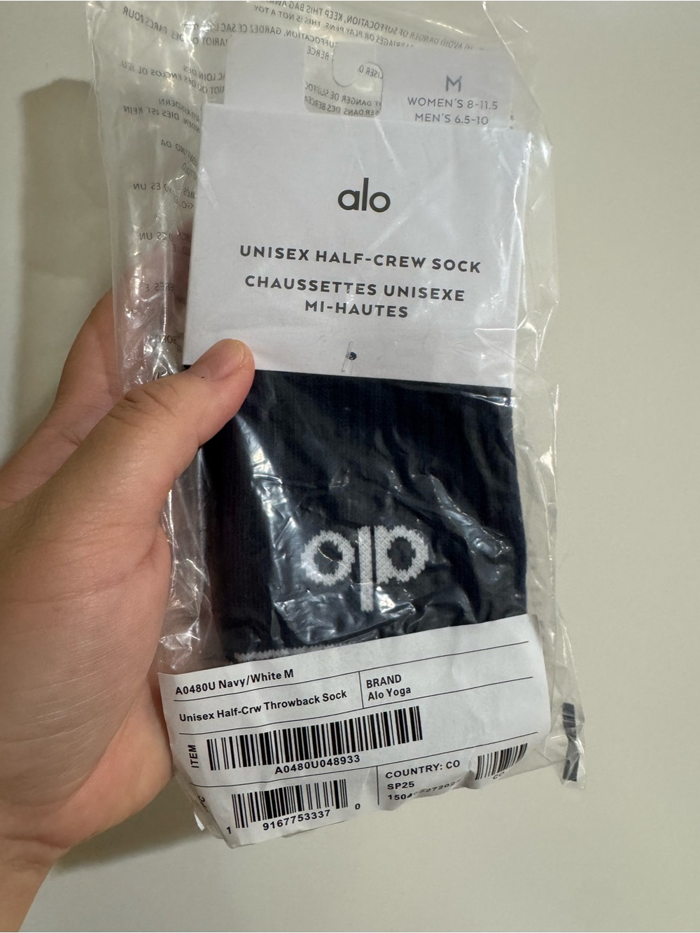 ALO Yoga Navy Half-Crew Socks (unisex) size M - Picture 3 of 3